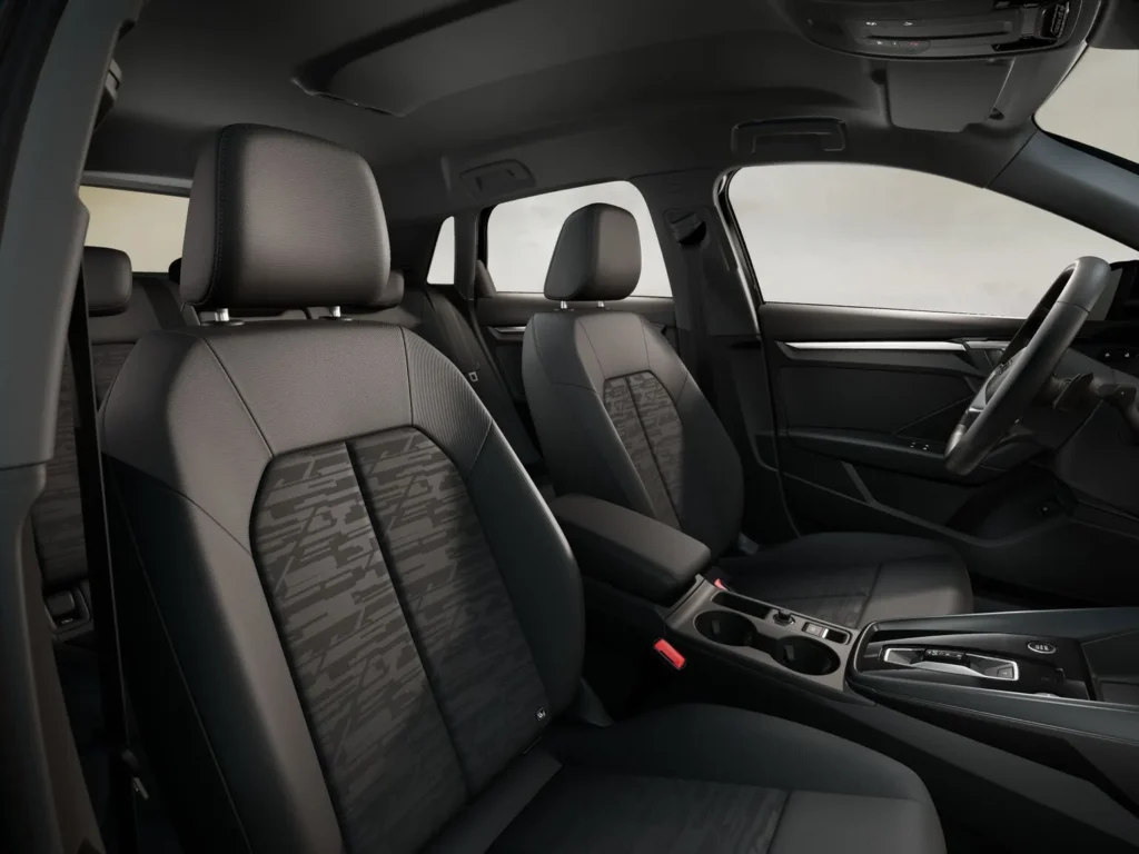 Interior del Audi A3 Sportback TFSI en oferta de renting flexible Movento Renting